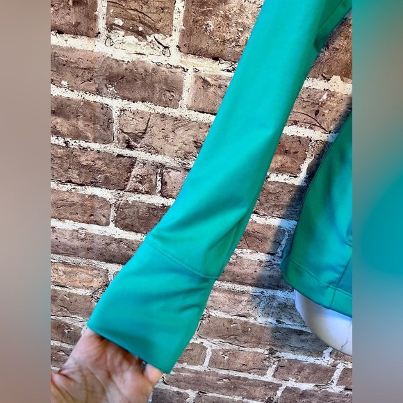 womens zip-up - Picture 7 of 9